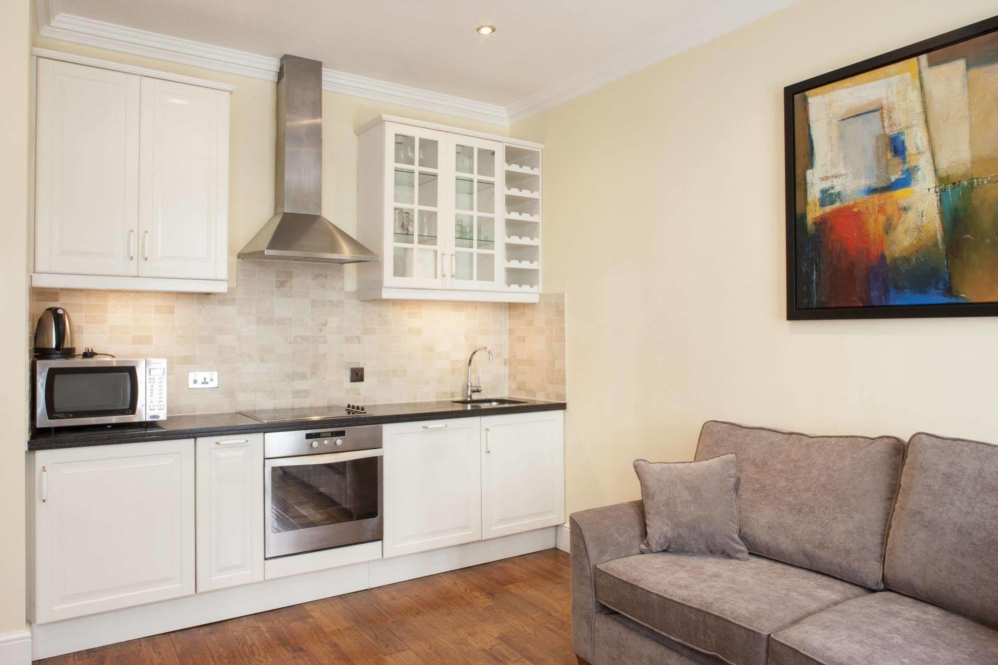 Piccadilly Circus Apartments لندن المظهر الخارجي الصورة