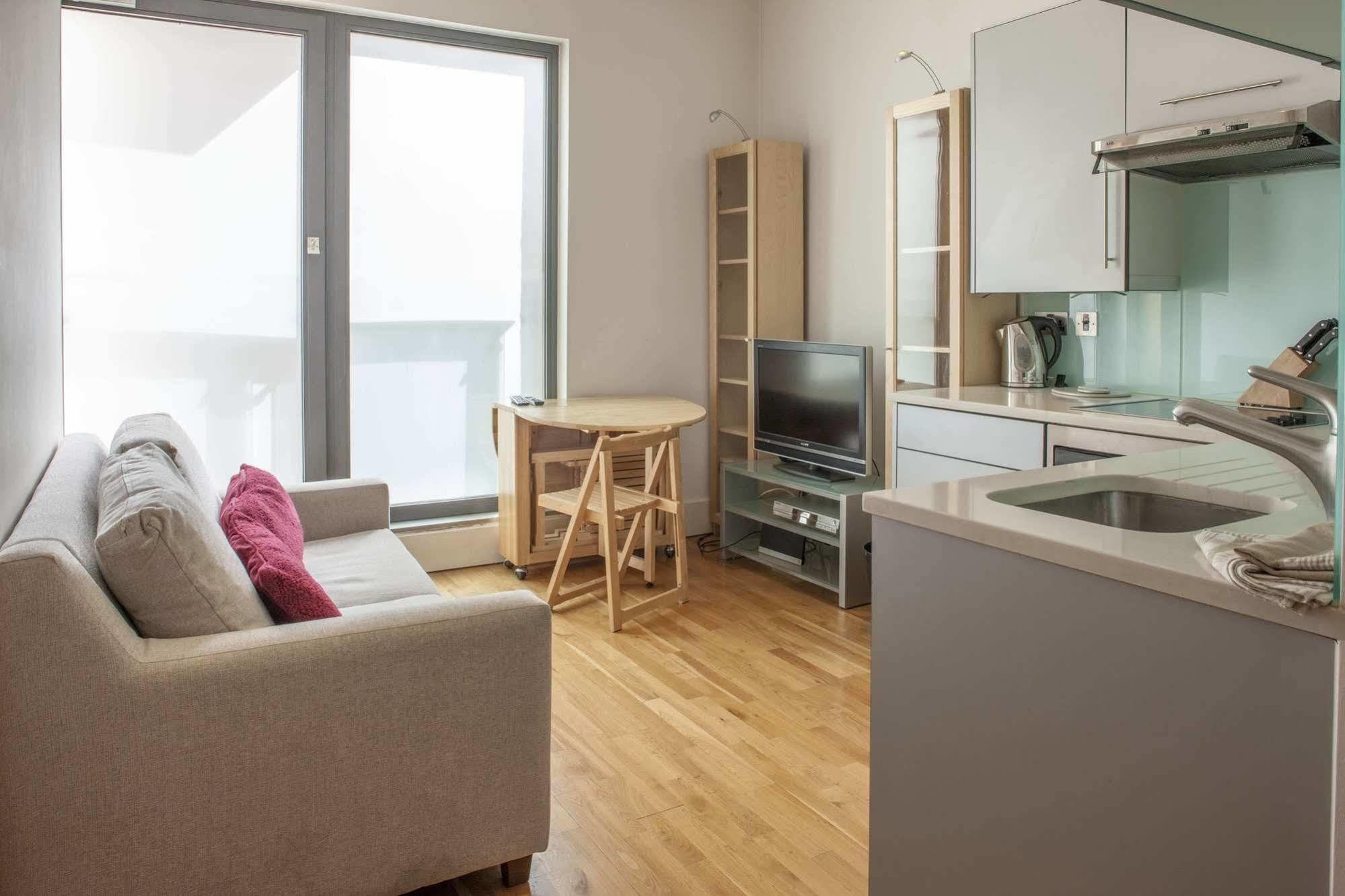 Piccadilly Circus Apartments لندن المظهر الخارجي الصورة